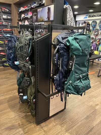 Exhibición Osprey de mochilas outdoor